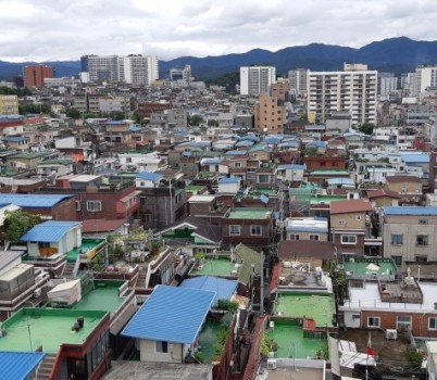 20250826[수정커뮤니티센터 옥상.jpg width: 100%; height : 150px