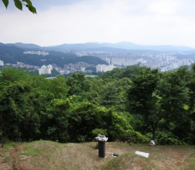 [포맷변환]남한산성숲길.jpg width: 100%; height : 150px