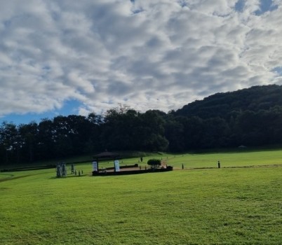 1.jpg width: 100%; height : 150px