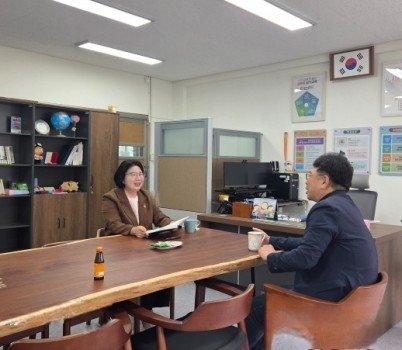 KakaoTalk_20251010_141721606.jpg width: 100%; height : 150px