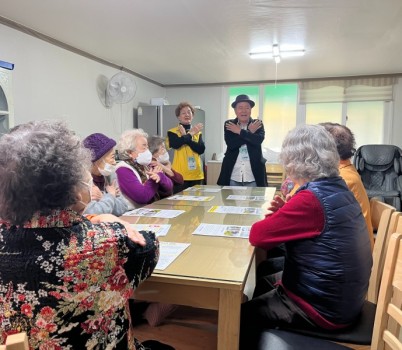 사진1.jpg width: 100%; height : 150px