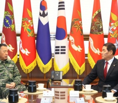 251204_김규창_부의장__해병대사령부_공식방문..._“경기-해병대_상시_교류체계_구축해_사기_높일_것”_(1).jpg width: 100%; height : 150px