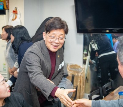 2025-12-05 하대원동 청소년지도협의회 송년회 (2).jpg width: 100%; height : 150px