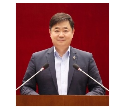 [크기변환][포맷변환]성남시의회 김종환 의원.jpg width: 100%; height : 150px