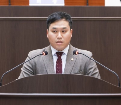 4-2 노영준 의원 보도자료 사진.jpg width: 100%; height : 150px