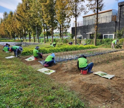 고용과-성남시민농원 조성 사업.jpg width: 100%; height : 150px