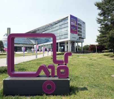 1.jpg width: 100%; height : 150px