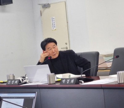 사진3.jpg width: 100%; height : 150px