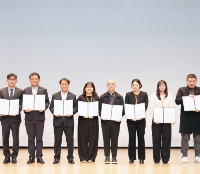 광주시, 2025년 민원 처리 실적 점수제 우수 공무원·부서 시상.jpg width: 100%; height : 150px