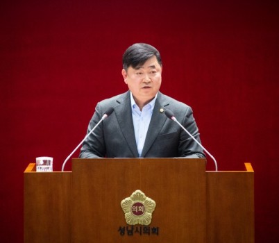 김종환.jpg width: 100%; height : 150px