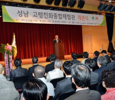  width: 100%; height : 150px